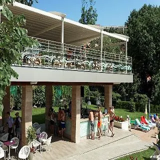 Elena Üdülőközpont 3*