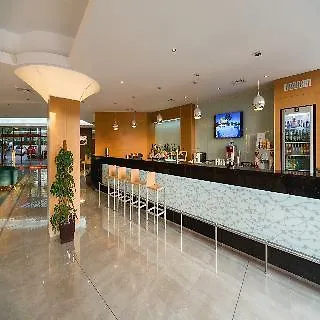 Üdülőközpont Elena Aranyhomok